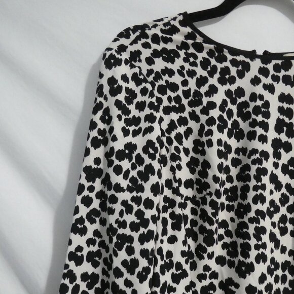 LOFT | size 10 | Leopard Print | Long Sleeve Dress - Picture 3 of 16